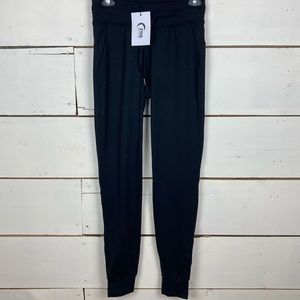 Zyia black ascend joggers medium